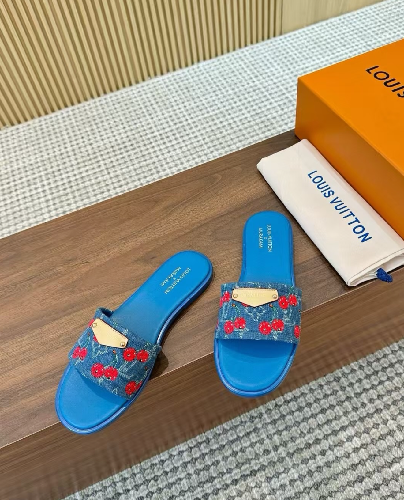 LV SANDALS DENIM CHERRY