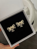 Bow earrings
