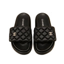 BLACK SANDALS
