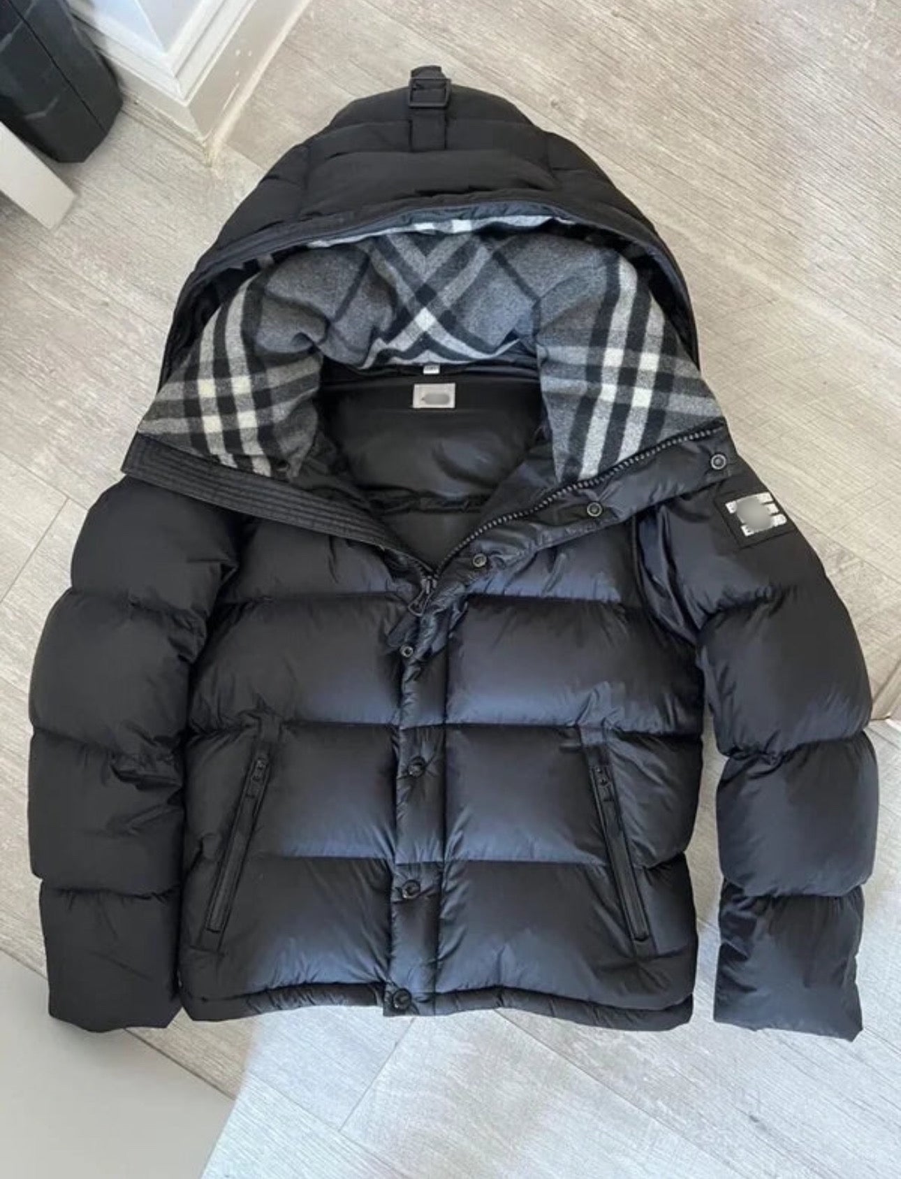 B puffer jacket
