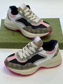 Marineblaue GG-Sneakers